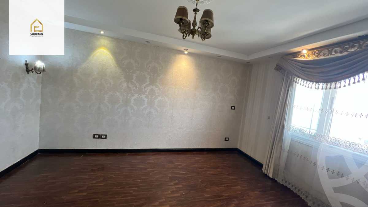 https://aqarmap.com.eg/en/listing/5675582-for-rent-cairo-new-cairo-lrhb-city-phase-4-mohammed-farid-st