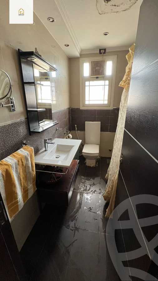 https://aqarmap.com.eg/en/listing/5675582-for-rent-cairo-new-cairo-lrhb-city-phase-4-mohammed-farid-st