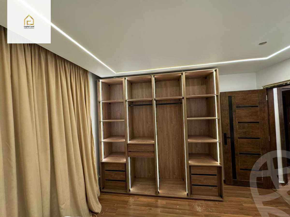 https://aqarmap.com.eg/en/listing/5677323-for-rent-cairo-new-cairo-lrhb-city-phase-2