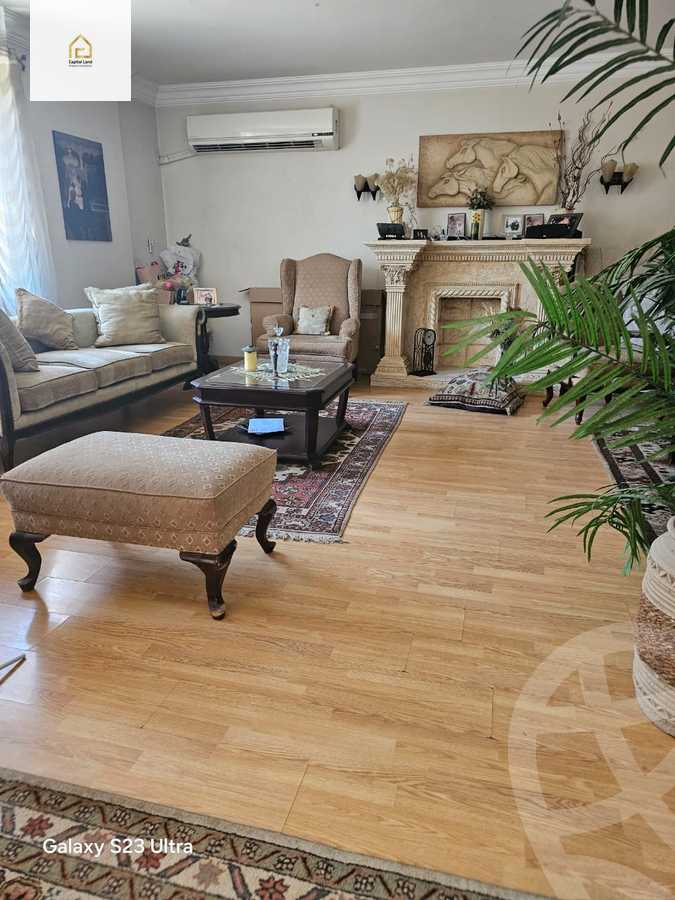 https://aqarmap.com.eg/en/listing/5683789-for-sale-cairo-new-cairo-lrhb-city-phase-4-mohammed-farid-st