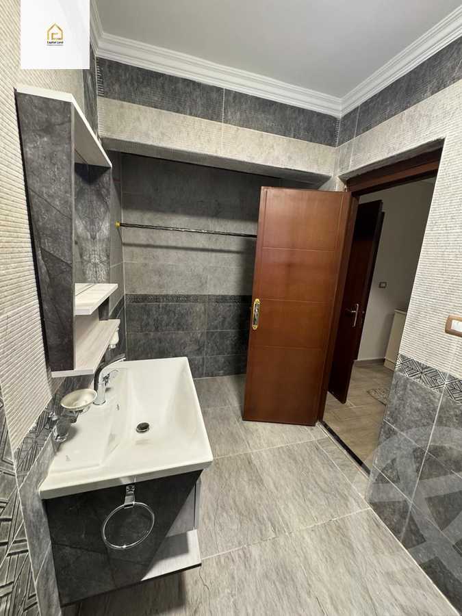 https://aqarmap.com.eg/en/listing/5684026-for-rent-cairo-new-cairo-lrhb-city-phase-5-talaat-mostafa-st