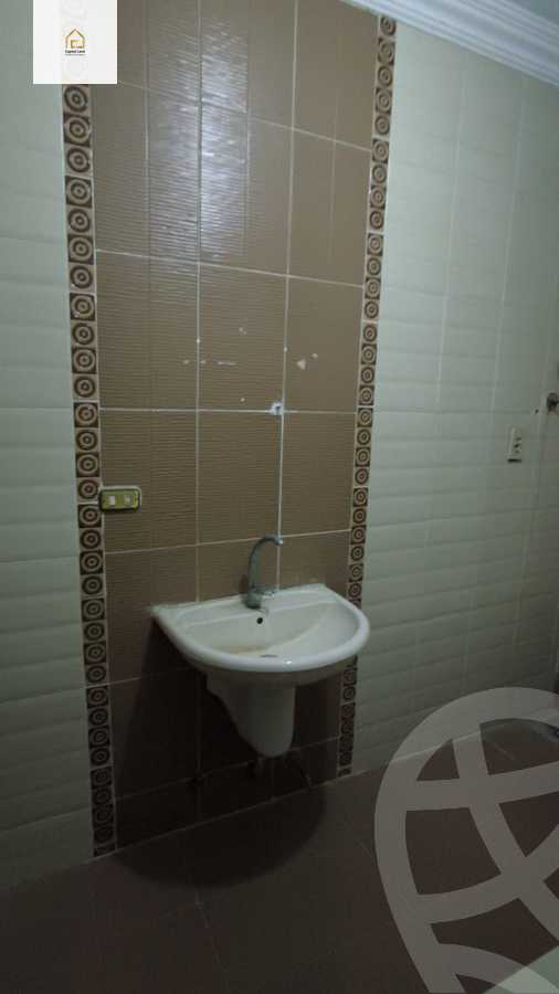 https://aqarmap.com.eg/en/listing/5685000-for-rent-cairo-new-cairo-first-settlement-neighbourhood-10-el-shaheed-abdul-fattah-ahmed-st