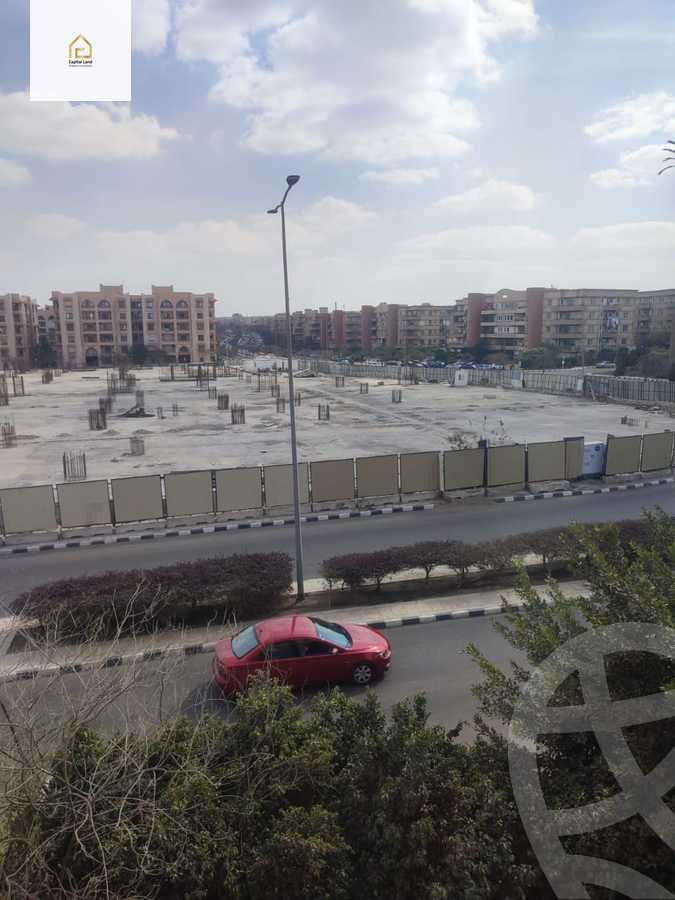 https://aqarmap.com.eg/ar/listing/5690669-for-rent-cairo-new-cairo-lrhb-city-phase-5-talaat-mostafa-st