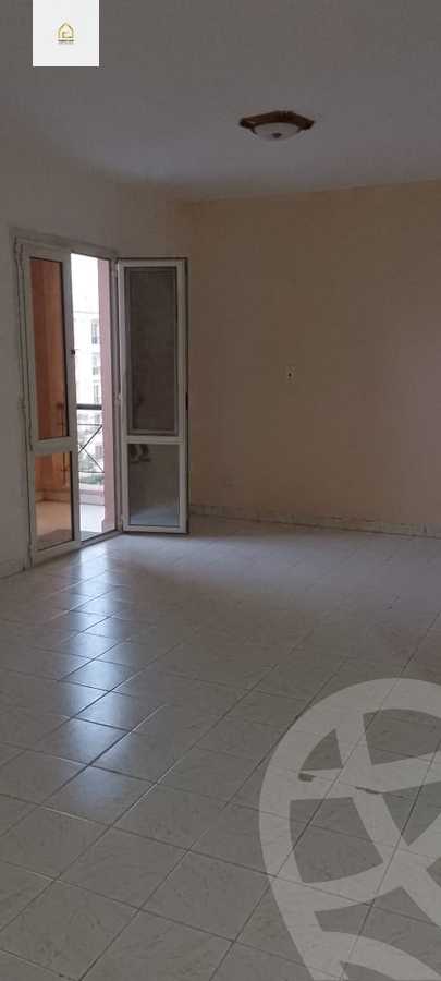 https://aqarmap.com.eg/ar/listing/5690691-for-rent-cairo-new-cairo-lrhb-city-phase-2-osama-ibn-zaid-st