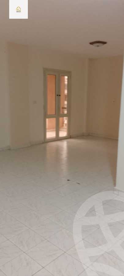 https://aqarmap.com.eg/ar/listing/5690691-for-rent-cairo-new-cairo-lrhb-city-phase-2-osama-ibn-zaid-st