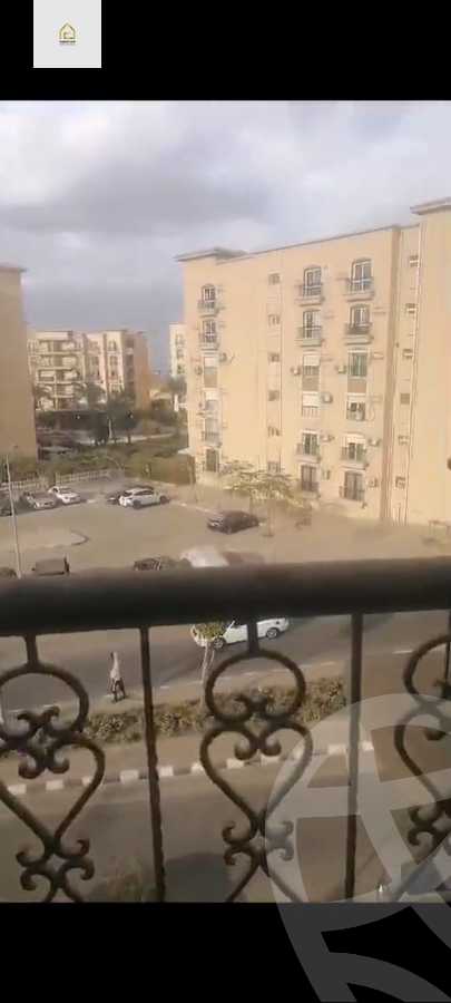 https://aqarmap.com.eg/en/listing/5693389-for-sale-cairo-new-cairo-lrhb-city-mtdd-lrhb-phase-7