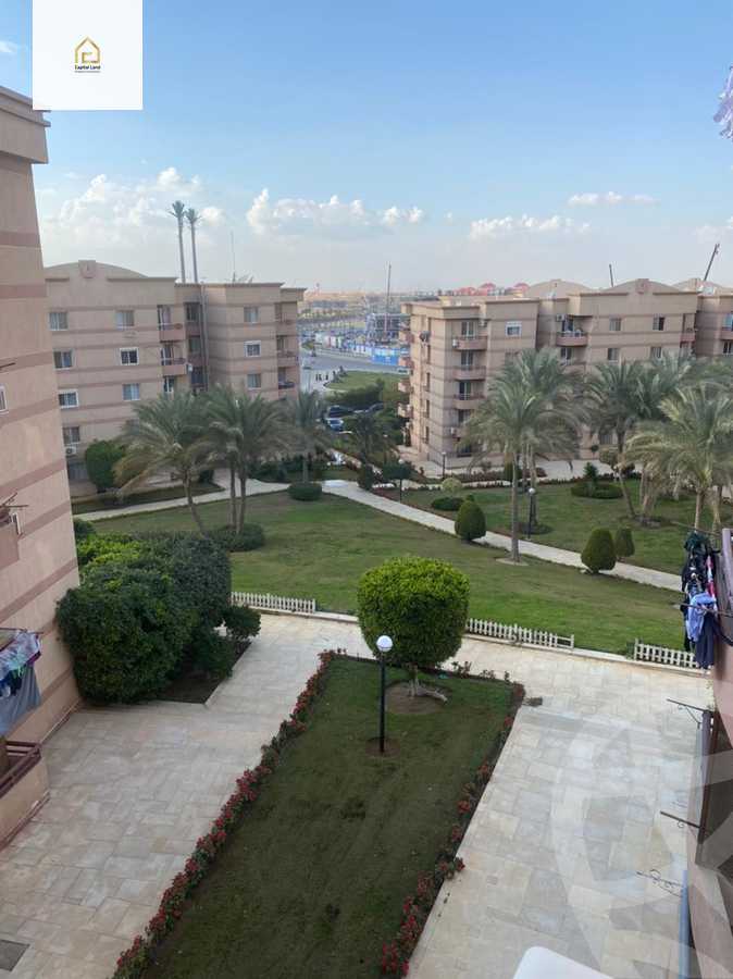 https://aqarmap.com.eg/en/listing/5693944-for-sale-cairo-new-cairo-lrhb-city-phase-4-mostafa-el-nahaas-st