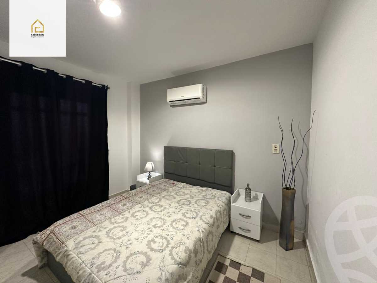 https://aqarmap.com.eg/en/listing/5696481-for-sale-cairo-new-cairo-lrhb-city-phase-5-talaat-mostafa-st