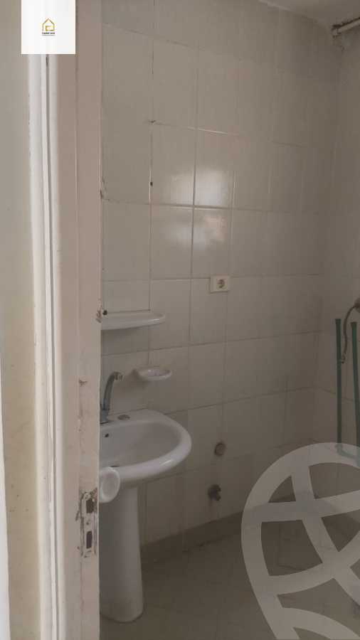 https://aqarmap.com.eg/en/listing/5696520-for-sale-cairo-new-cairo-lrhb-city-phase-3-umm-kolthom-st