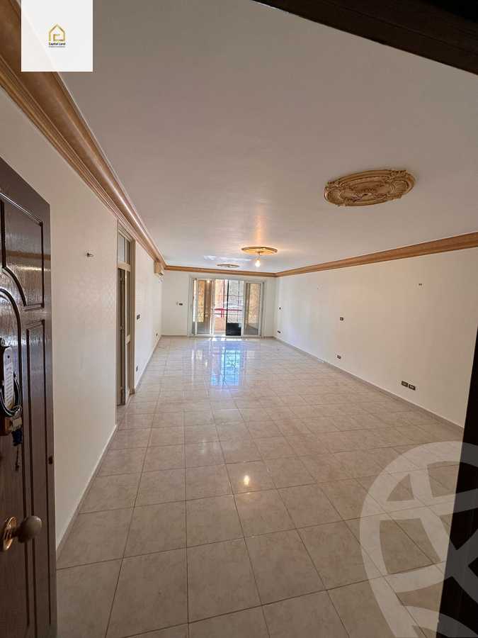 https://aqarmap.com.eg/en/listing/5698863-for-rent-cairo-new-cairo-lrhb-city-phase-4-mohammed-farid-st
