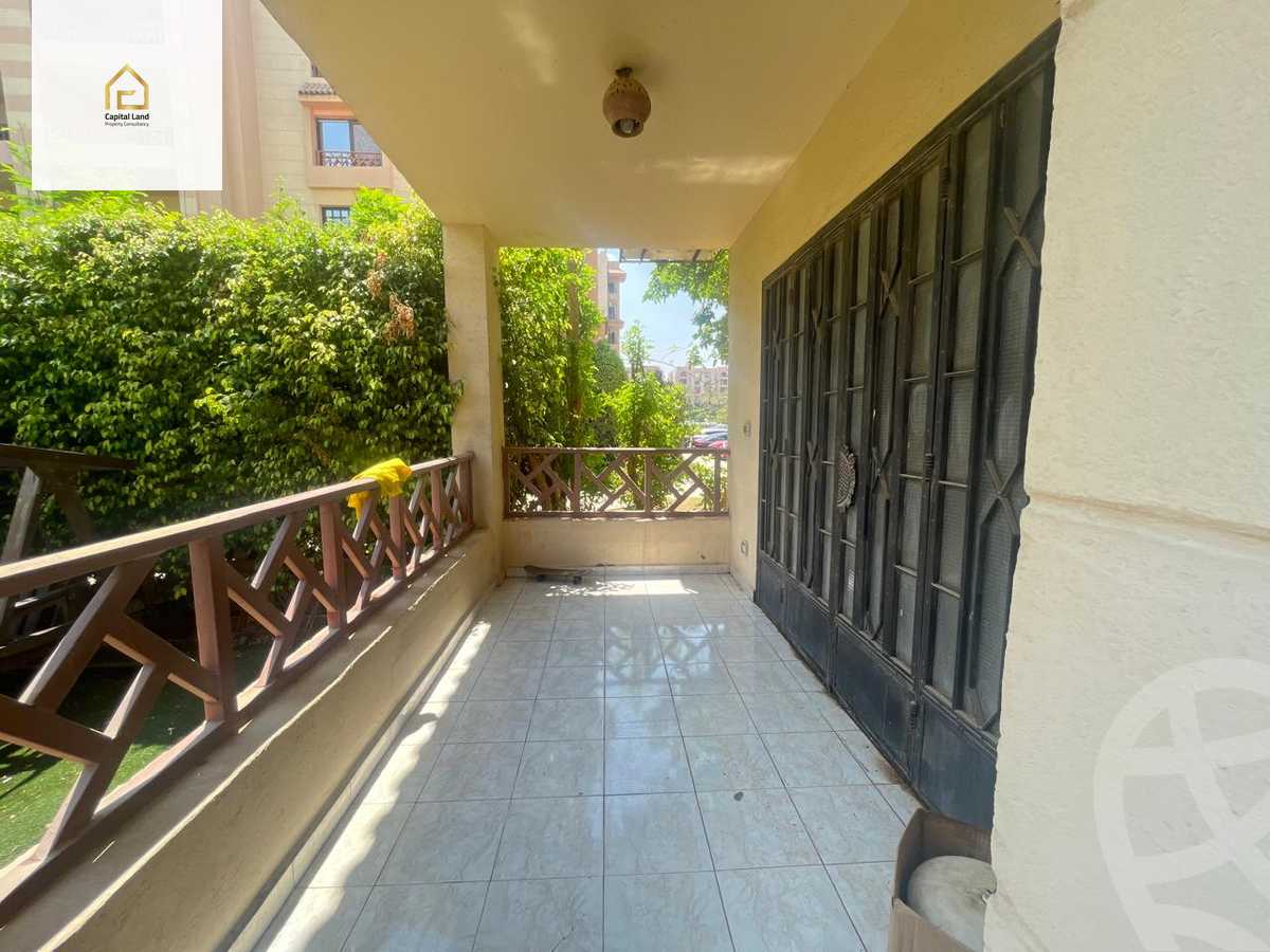 https://aqarmap.com.eg/ar/listing/5708892-for-sale-cairo-new-cairo-lrhb-city-phase-5-talaat-mostafa-st