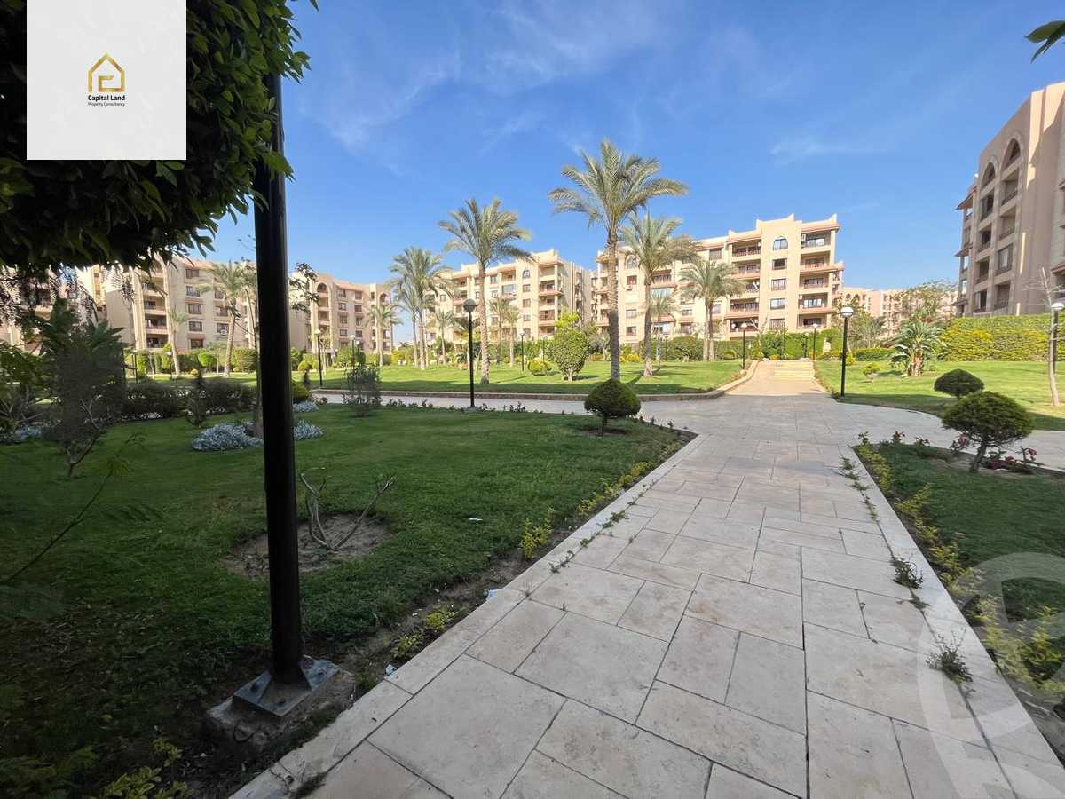 https://aqarmap.com.eg/ar/listing/5708892-for-sale-cairo-new-cairo-lrhb-city-phase-5-talaat-mostafa-st