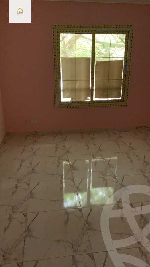https://aqarmap.com.eg/en/listing/5711338-for-sale-cairo-new-cairo-lrhb-city-phase-1-ahmed-rami-st
