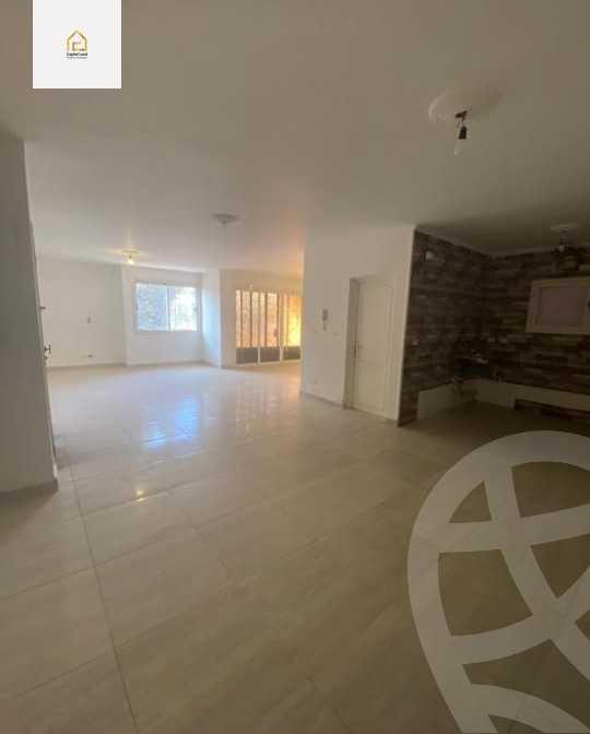 https://aqarmap.com.eg/en/listing/5711408-for-sale-cairo-new-cairo-lrhb-city-phase-4-mohammed-farid-st