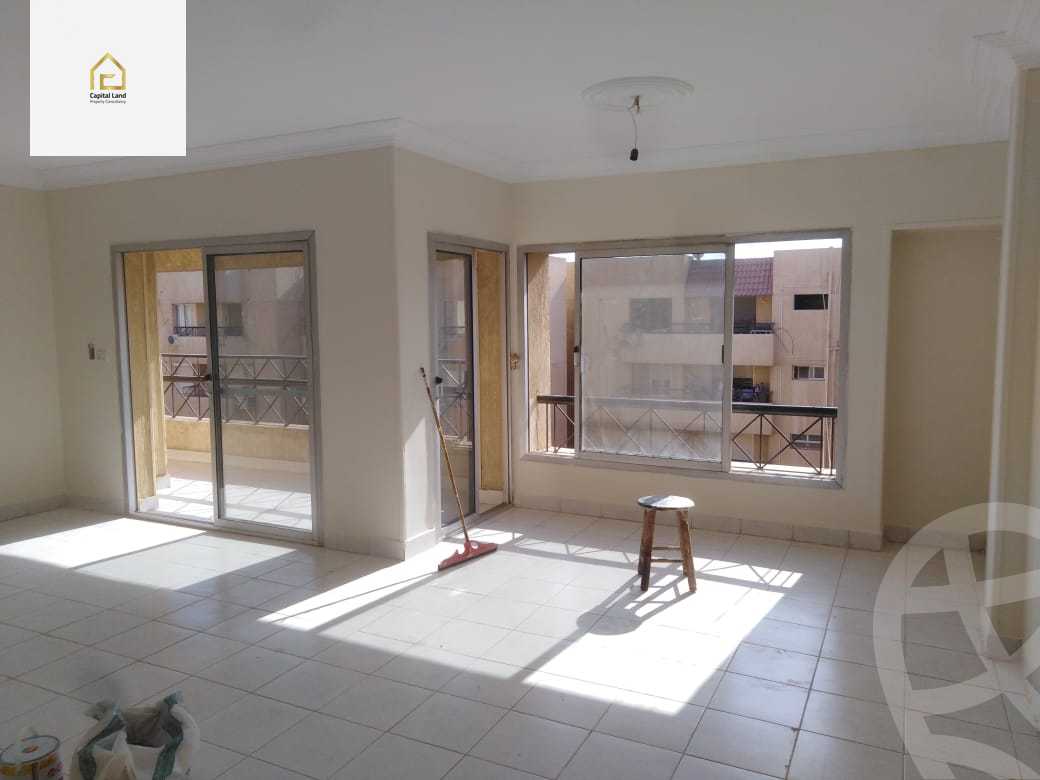 https://aqarmap.com.eg/en/listing/5711607-for-sale-cairo-new-cairo-lrhb-city-phase-1-ahmed-rami-st