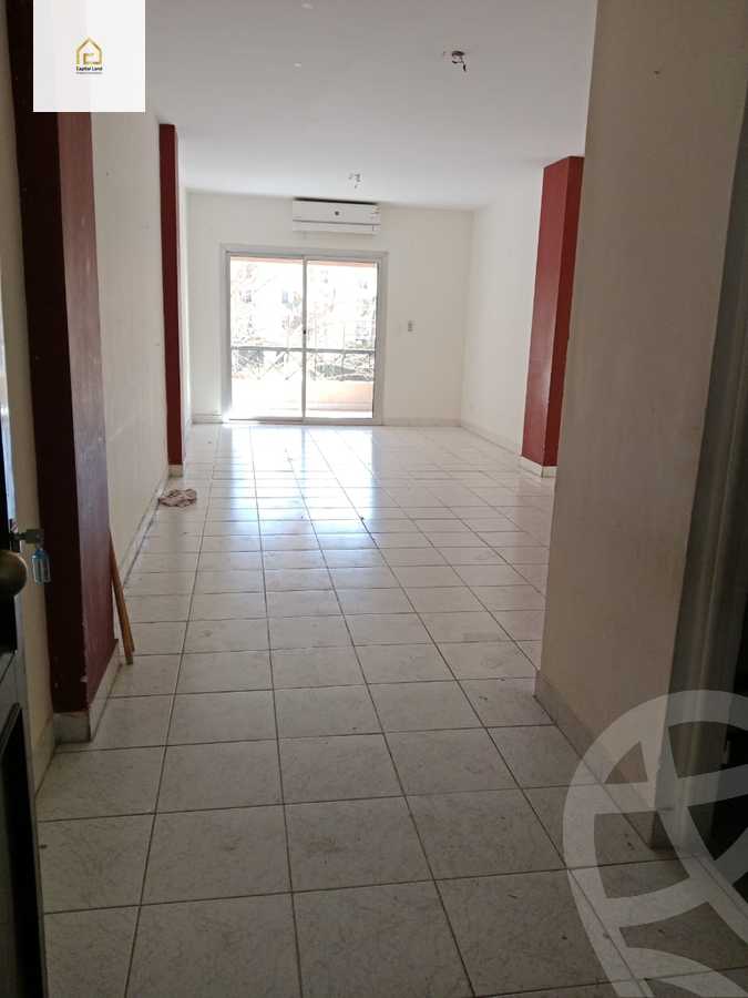 https://aqarmap.com.eg/ar/listing/5712188-for-rent-cairo-new-cairo-lrhb-city-phase-4-mostafa-el-nahaas-st