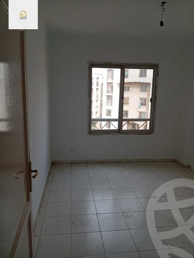 https://aqarmap.com.eg/ar/listing/5712240-for-sale-cairo-new-cairo-lrhb-city-phase-2-shr-tl-t-mstfy