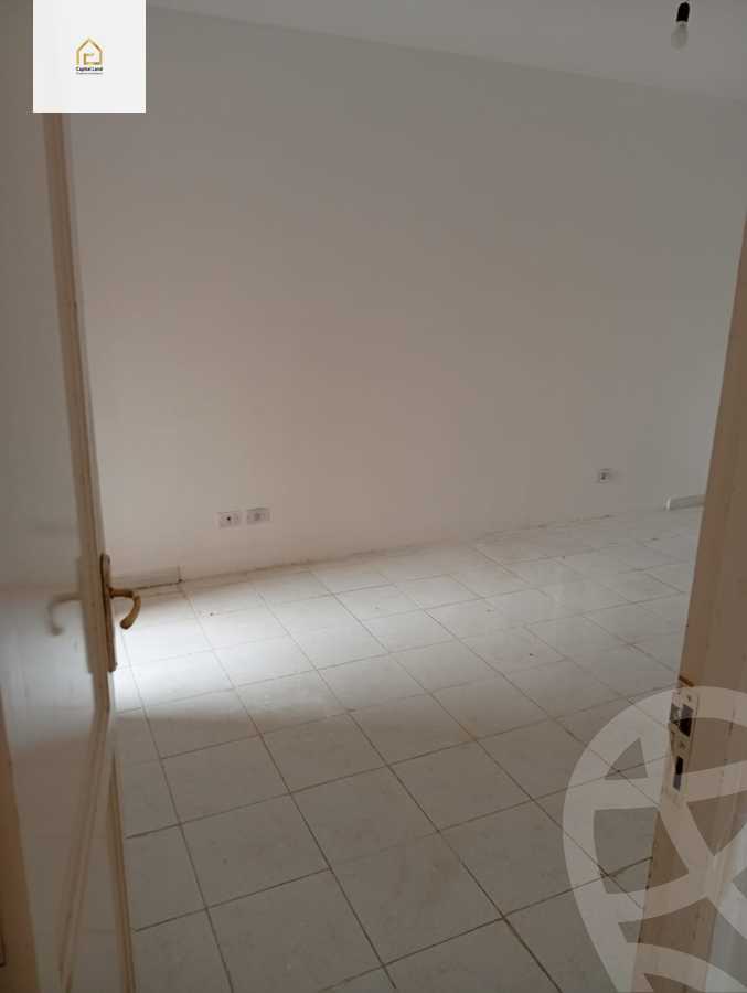 https://aqarmap.com.eg/ar/listing/5712240-for-sale-cairo-new-cairo-lrhb-city-phase-2-shr-tl-t-mstfy