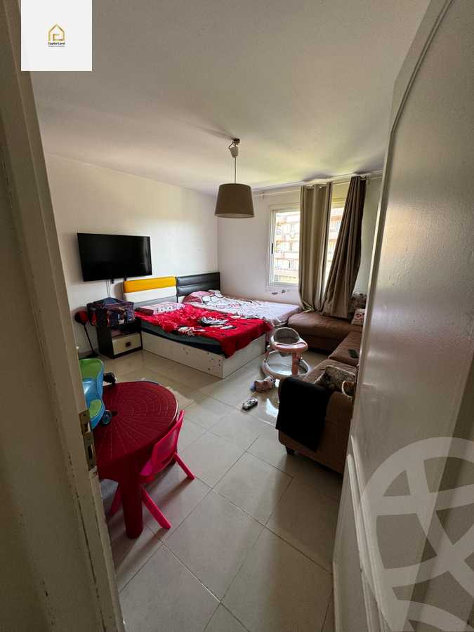 https://aqarmap.com.eg/en/listing/5712257-for-sale-cairo-new-cairo-lrhb-city-phase-4-mohammed-farid-st