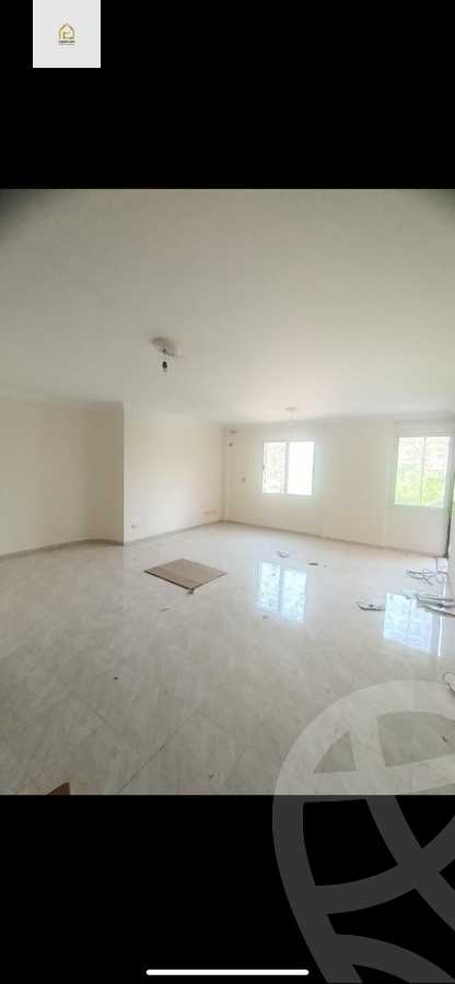 https://aqarmap.com.eg/en/listing/5712309-for-sale-cairo-new-cairo-lrhb-city-phase-4-mostafa-el-nahaas-st
