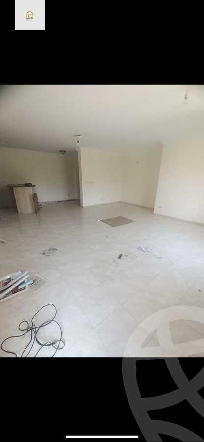 https://aqarmap.com.eg/en/listing/5712309-for-sale-cairo-new-cairo-lrhb-city-phase-4-mostafa-el-nahaas-st