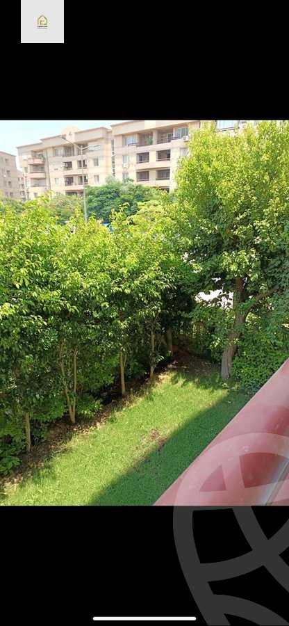 https://aqarmap.com.eg/en/listing/5712309-for-sale-cairo-new-cairo-lrhb-city-phase-4-mostafa-el-nahaas-st