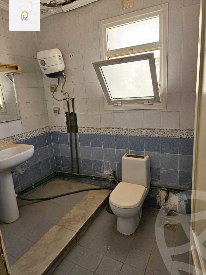 https://aqarmap.com.eg/en/listing/5712314-for-sale-cairo-new-cairo-lrhb-city-phase-4-mostafa-el-nahaas-st