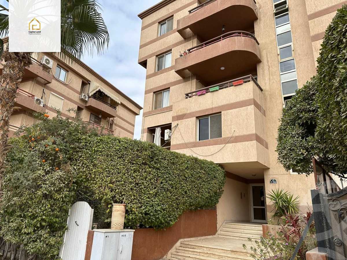 https://aqarmap.com.eg/en/listing/5712363-for-sale-cairo-new-cairo-lrhb-city-phase-4-mostafa-el-nahaas-st