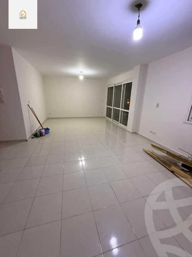 https://aqarmap.com.eg/en/listing/5712457-for-rent-cairo-new-cairo-lrhb-city-phase-4-mohammed-farid-st