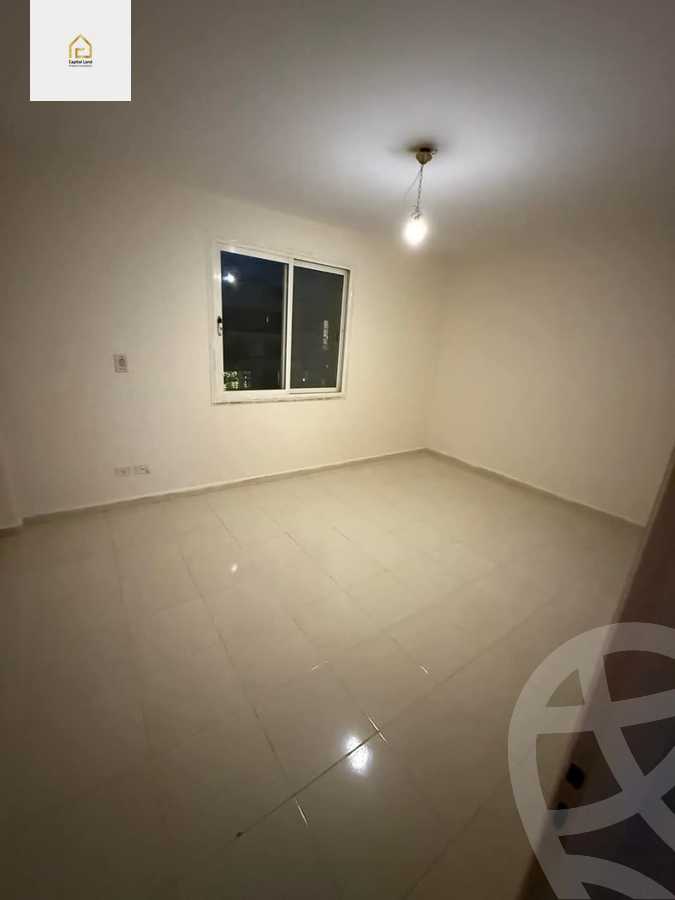 https://aqarmap.com.eg/en/listing/5712457-for-rent-cairo-new-cairo-lrhb-city-phase-4-mohammed-farid-st