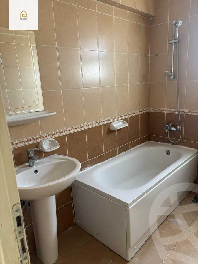https://aqarmap.com.eg/en/listing/5729079-for-rent-cairo-new-cairo-lrhb-city-mtdd-lrhb-phase-7