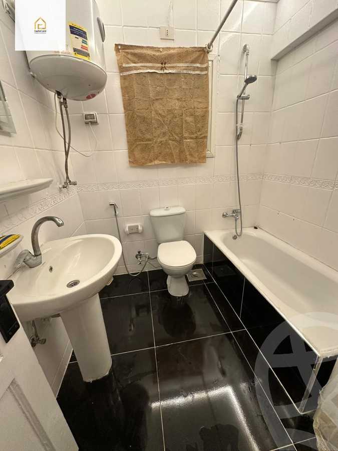 https://aqarmap.com.eg/en/listing/5730415-for-rent-cairo-new-cairo-lrhb-city-mtdd-lrhb-phase-8