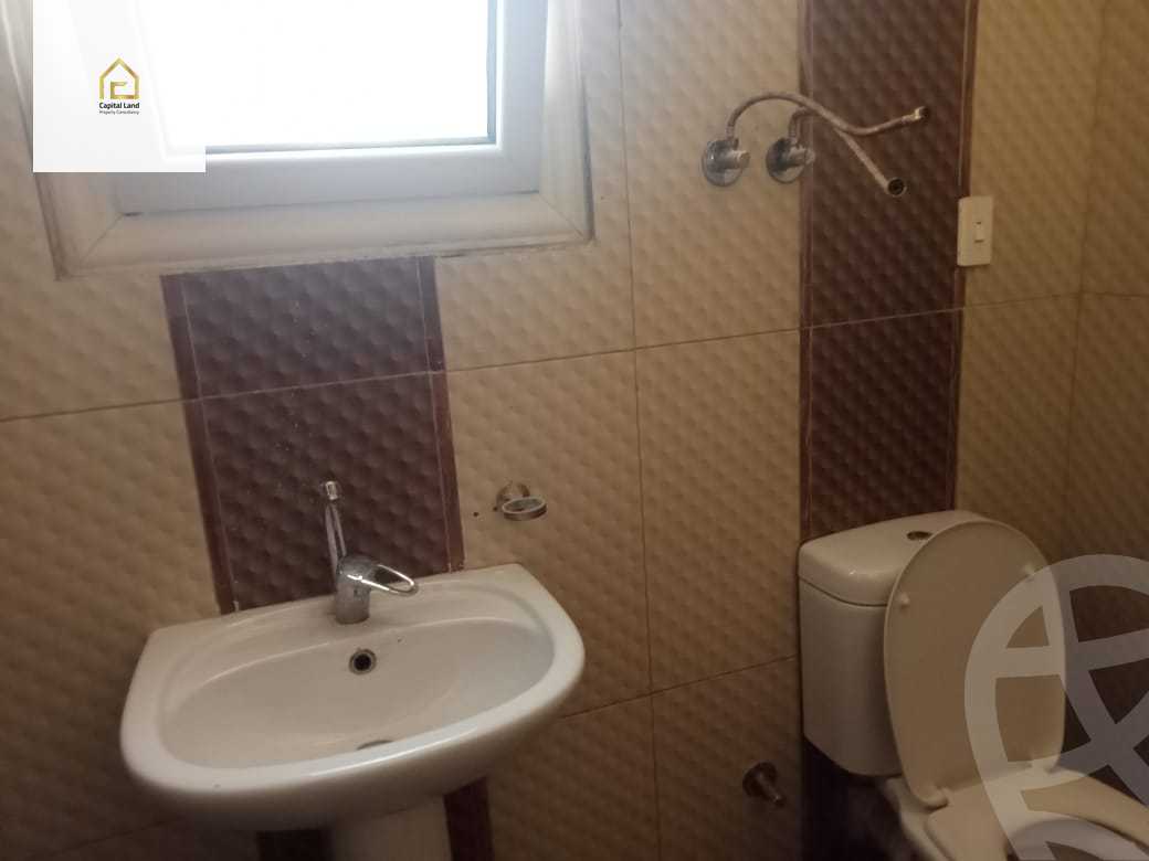 https://aqarmap.com.eg/en/listing/5730562-for-sale-cairo-new-cairo-madinaty-lmntq-lwl-fylt-talaat-mostafa-rd