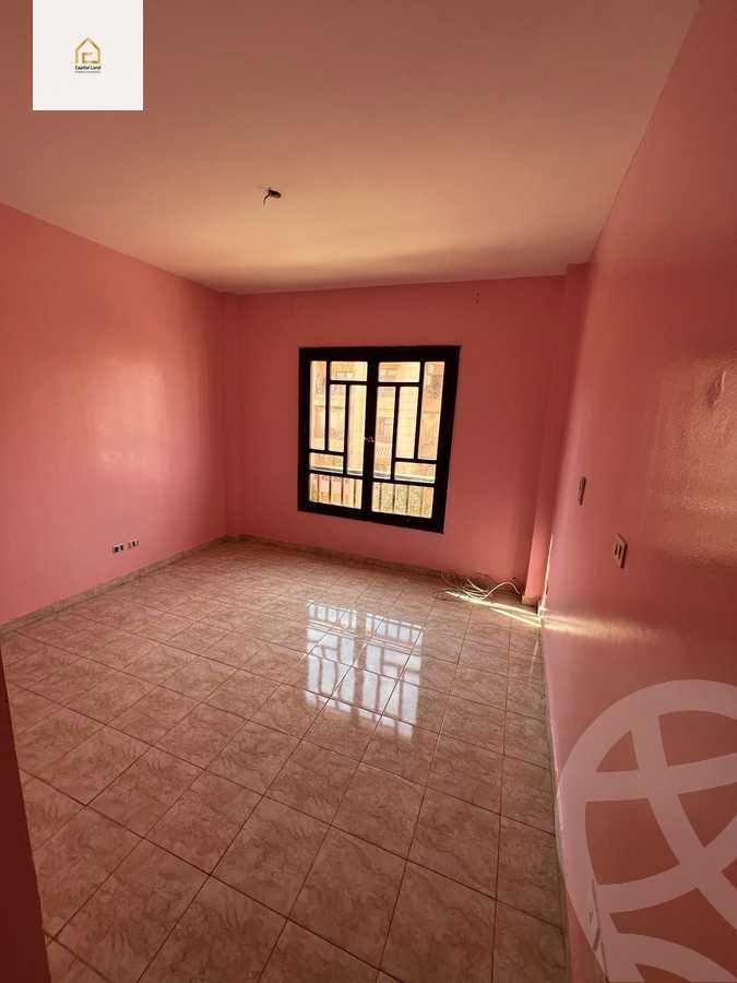 https://aqarmap.com.eg/en/listing/5730653-for-rent-cairo-new-cairo-lrhb-city-phase-5-ibn-al-nafees-st