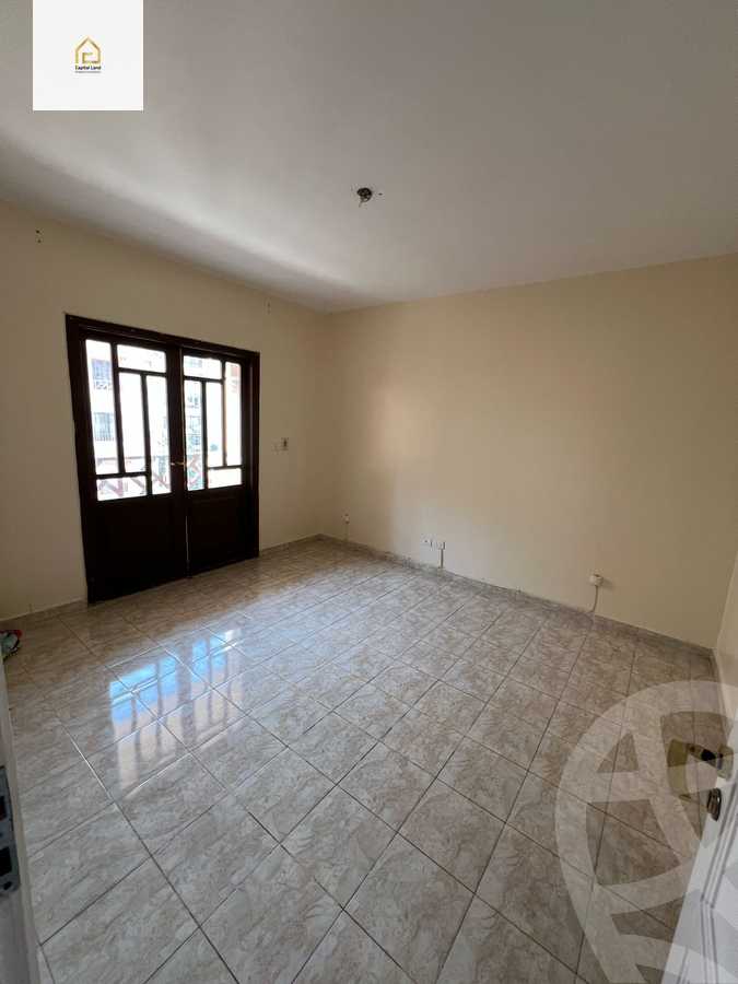 https://aqarmap.com.eg/en/listing/5730653-for-rent-cairo-new-cairo-lrhb-city-phase-5-ibn-al-nafees-st
