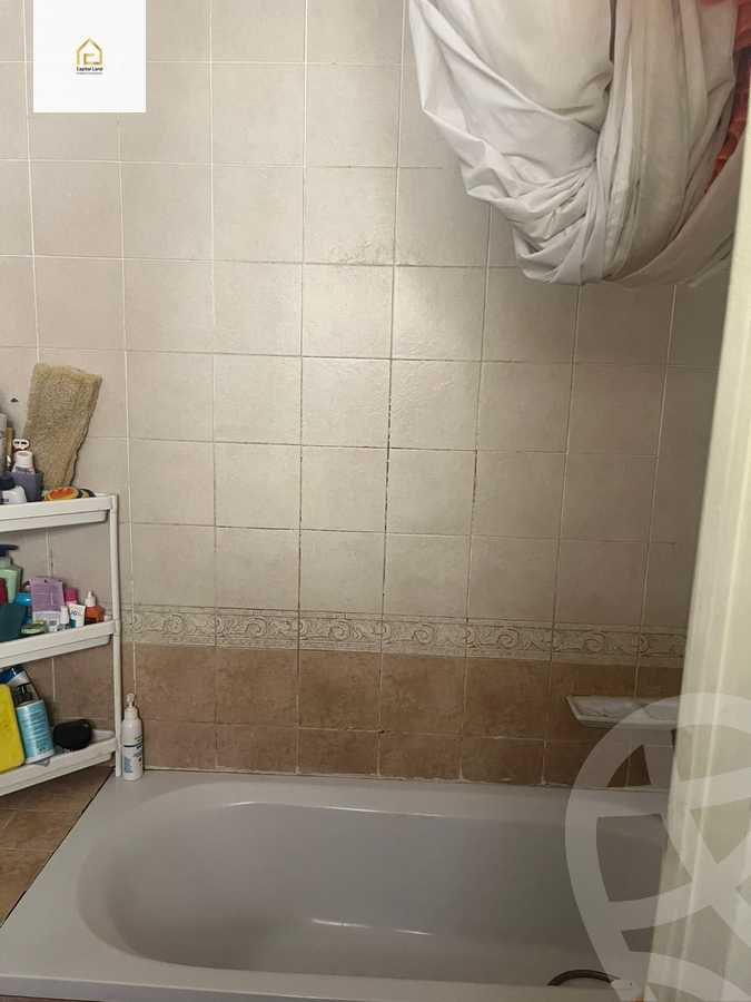 https://aqarmap.com.eg/ar/listing/5732281-for-sale-cairo-new-cairo-lrhb-city-phase-5-ibn-al-nafees-st