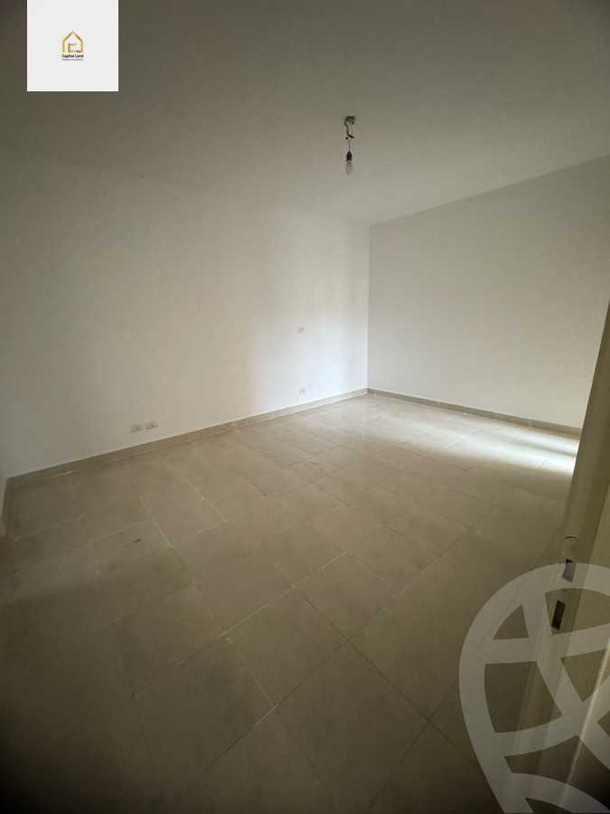 https://aqarmap.com.eg/en/listing/5732374-for-sale-cairo-new-cairo-lrhb-city-mtdd-lrhb-phase-7