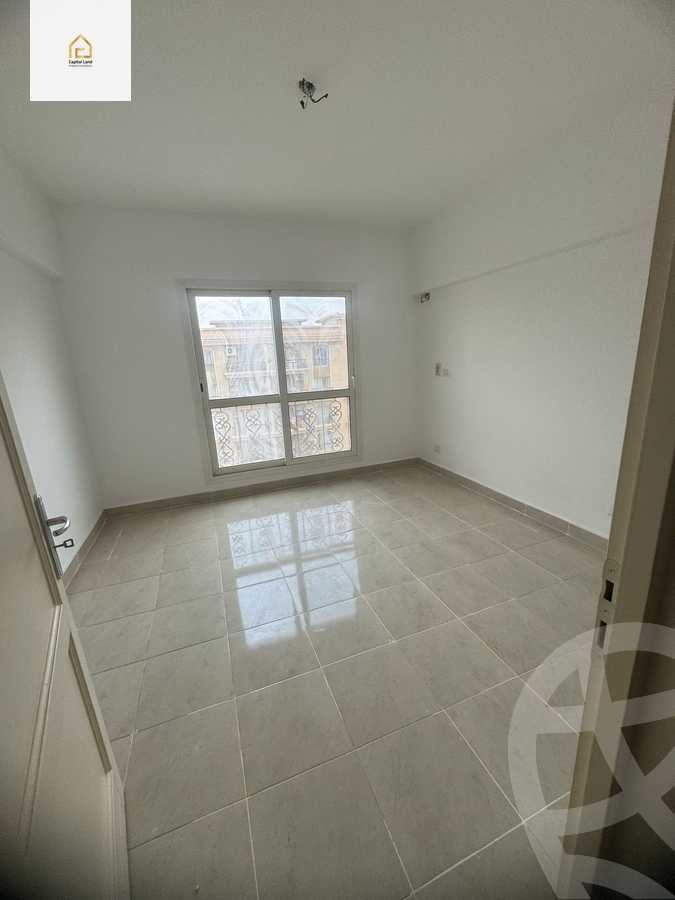 https://aqarmap.com.eg/en/listing/5732374-for-sale-cairo-new-cairo-lrhb-city-mtdd-lrhb-phase-7