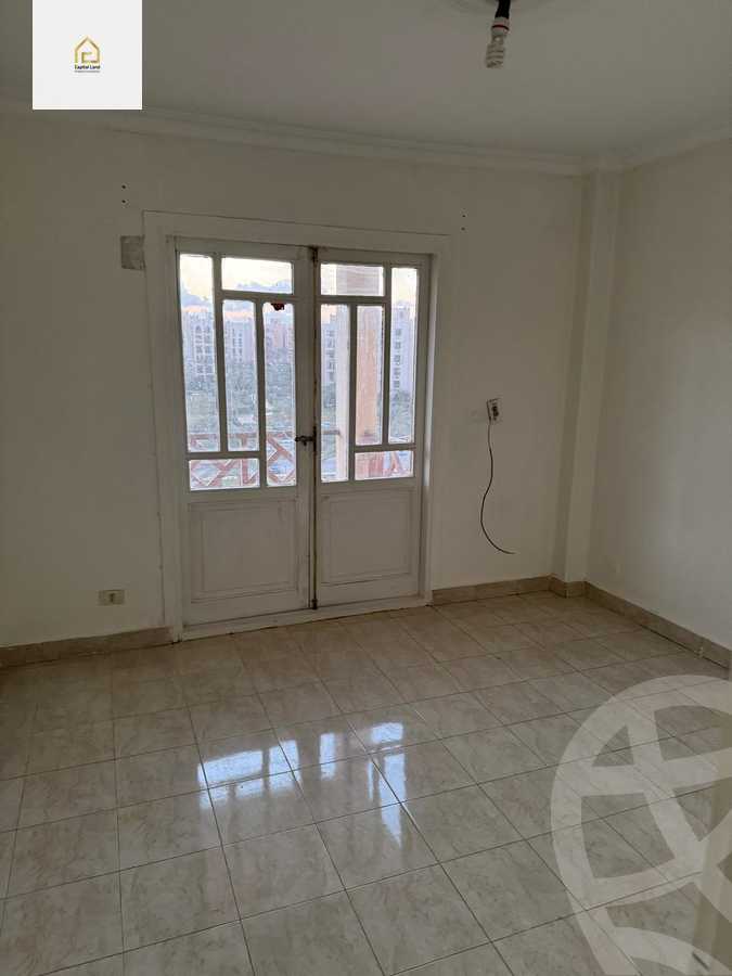 https://aqarmap.com.eg/ar/listing/5733659-for-rent-cairo-new-cairo-lrhb-city-phase-5-talaat-mostafa-st