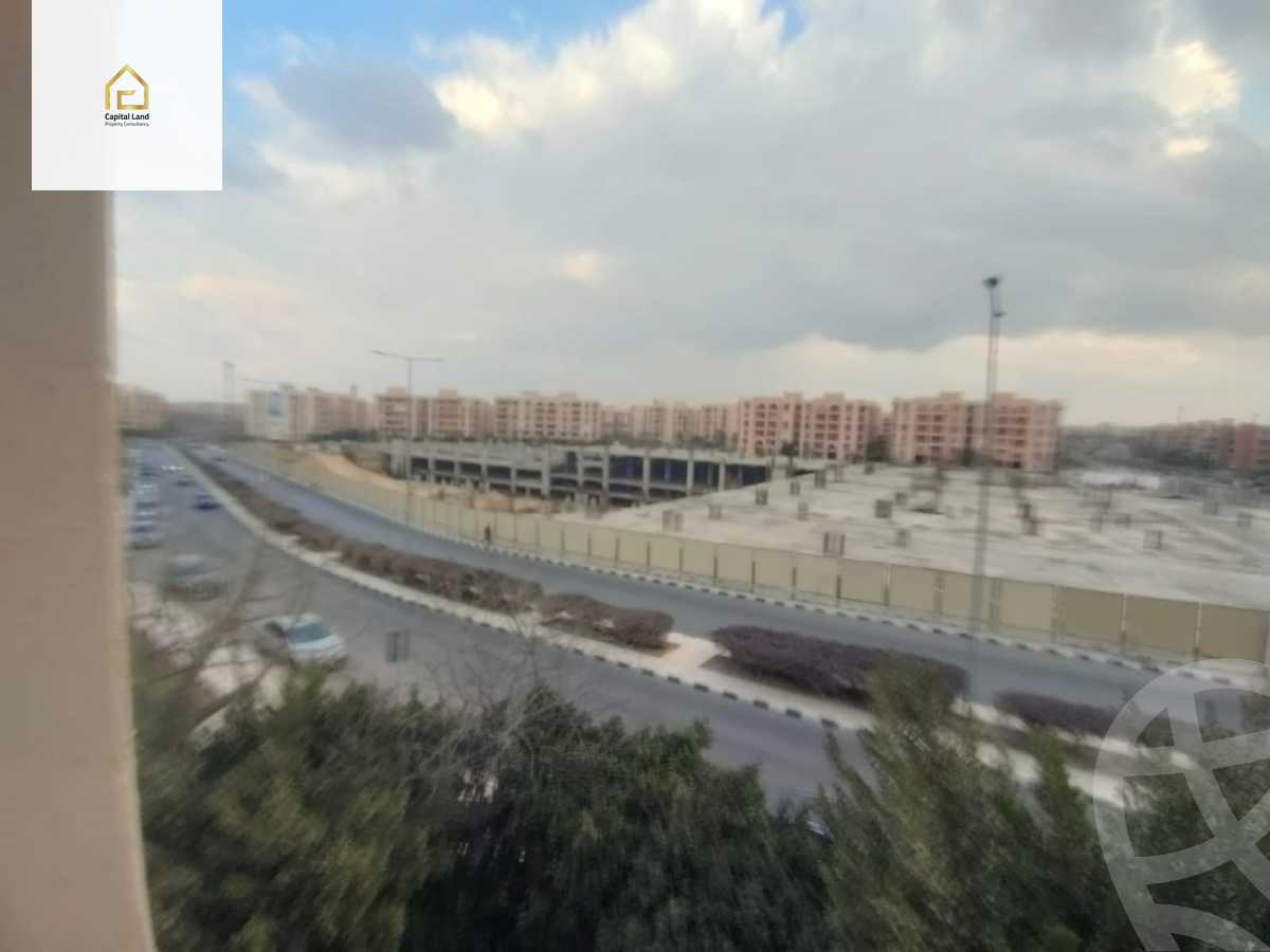 https://aqarmap.com.eg/en/listing/5741137-for-rent-cairo-new-cairo-lrhb-city-phase-5-ibn-al-nafees-st