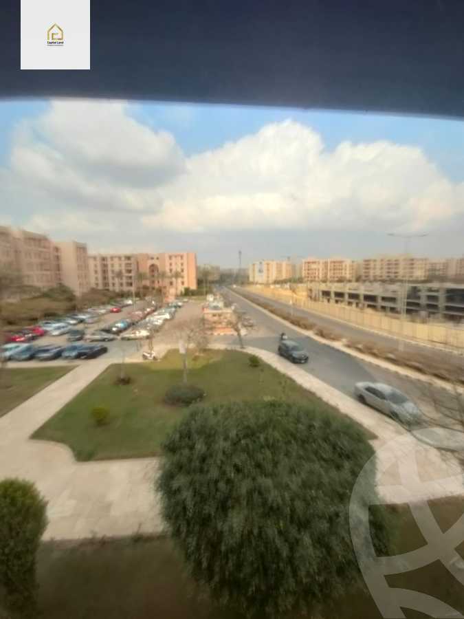 https://aqarmap.com.eg/en/listing/5741137-for-rent-cairo-new-cairo-lrhb-city-phase-5-ibn-al-nafees-st