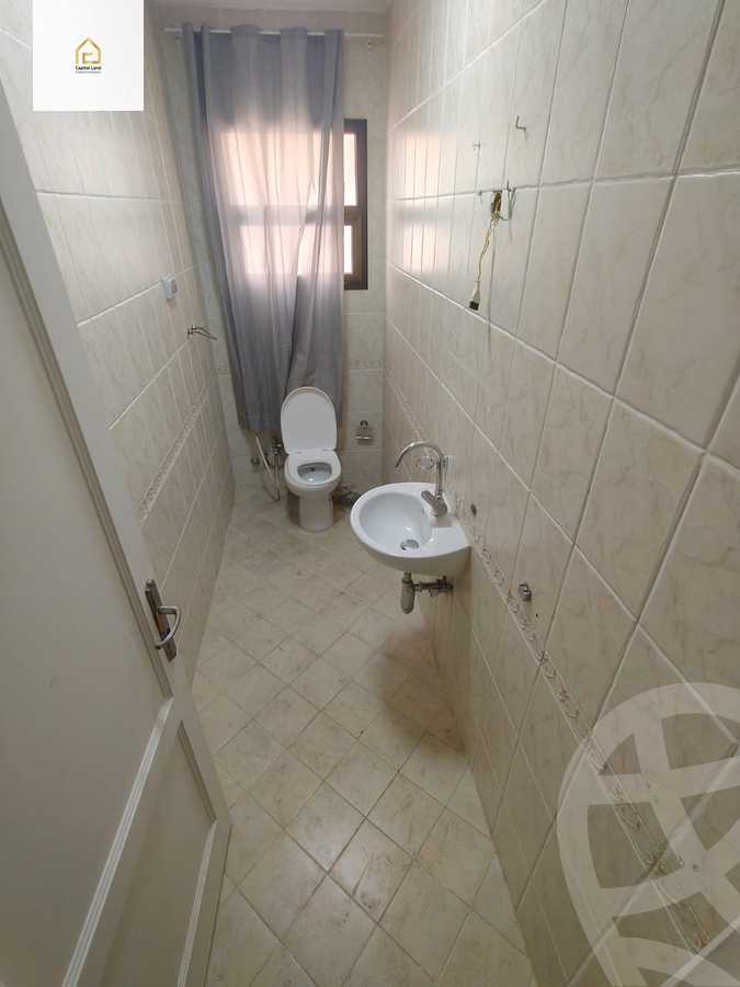https://aqarmap.com.eg/ar/listing/5752609-for-sale-cairo-new-cairo-lrhb-city-phase-5-ibn-al-nafees-st