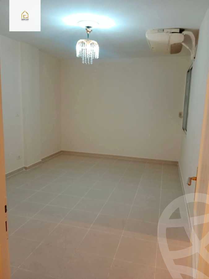 https://aqarmap.com.eg/en/listing/5754184-for-sale-cairo-new-cairo-lrhb-city-phase-4-mostafa-el-nahaas-st