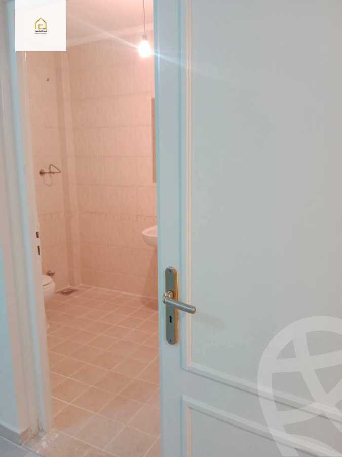 https://aqarmap.com.eg/en/listing/5754184-for-sale-cairo-new-cairo-lrhb-city-phase-4-mostafa-el-nahaas-st