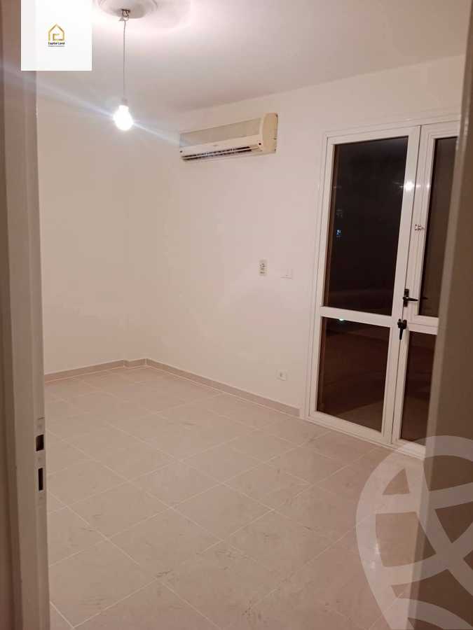 https://aqarmap.com.eg/en/listing/5754184-for-sale-cairo-new-cairo-lrhb-city-phase-4-mostafa-el-nahaas-st