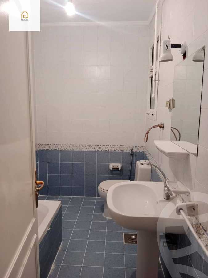 https://aqarmap.com.eg/en/listing/5754184-for-sale-cairo-new-cairo-lrhb-city-phase-4-mostafa-el-nahaas-st