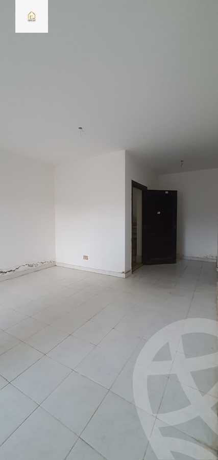 https://aqarmap.com.eg/en/listing/5755782-for-sale-cairo-new-cairo-lrhb-city-phase-2-saed-ibn-mouaaz-st