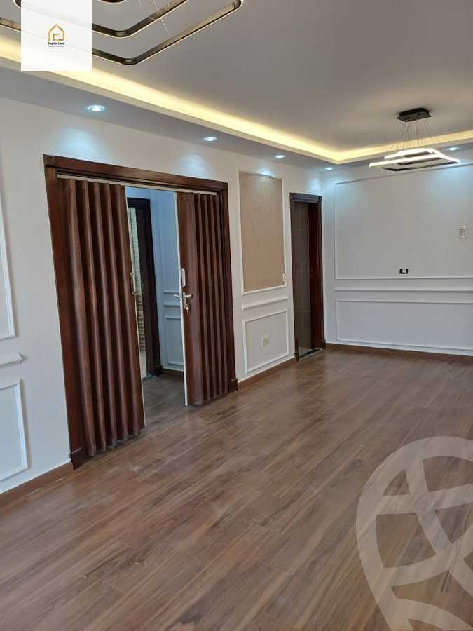 https://aqarmap.com.eg/en/listing/5757403-for-rent-cairo-new-cairo-lrhb-city-phase-8