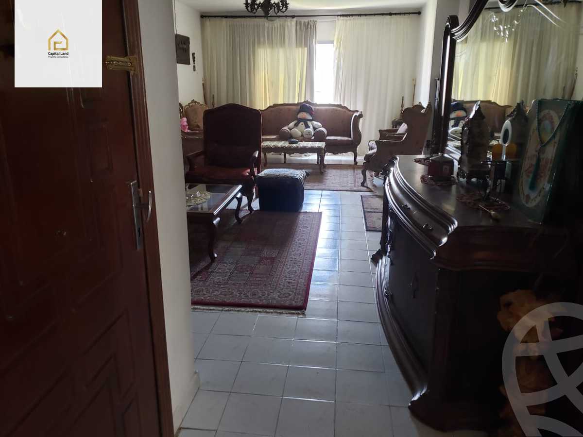 https://aqarmap.com.eg/en/listing/5763049-for-sale-cairo-new-cairo-lrhb-city-phase-1-ahmed-rami-st