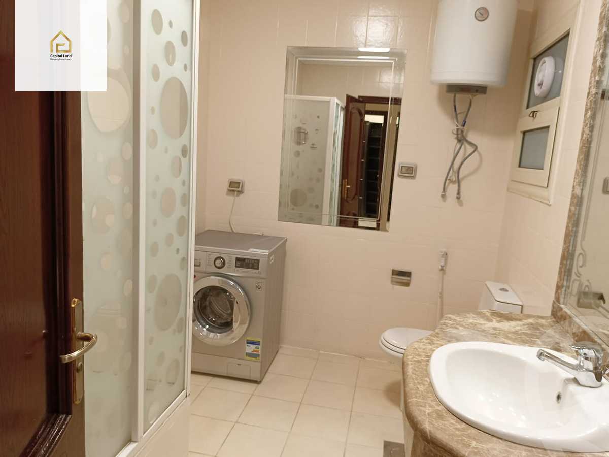 https://aqarmap.com.eg/en/listing/5763071-for-sale-cairo-new-cairo-lrhb-city-phase-5-talaat-mostafa-st